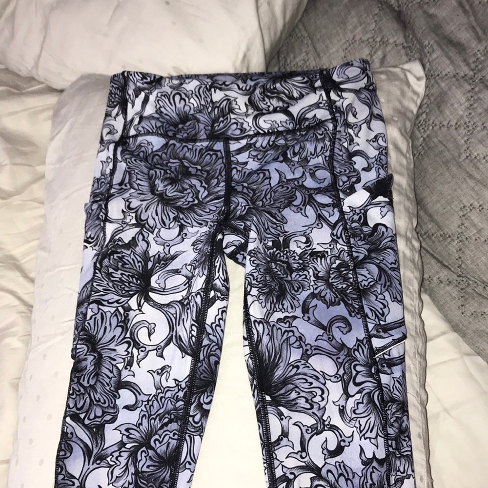 Lululemon purple print leggings